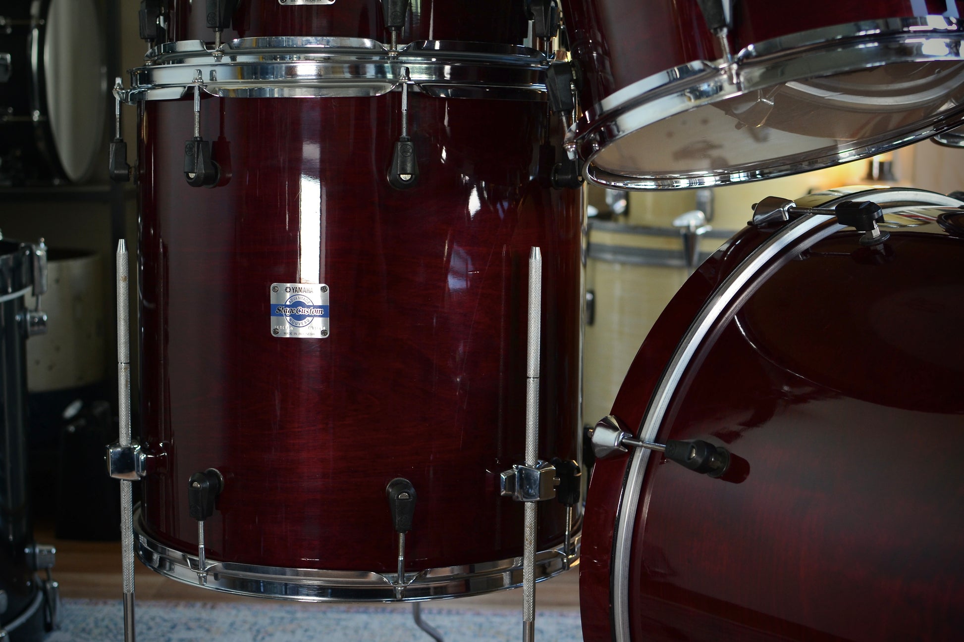 Yamaha Stage Custom Advantage Nouveau 5-Piece Drum Kit in Cranberry Red