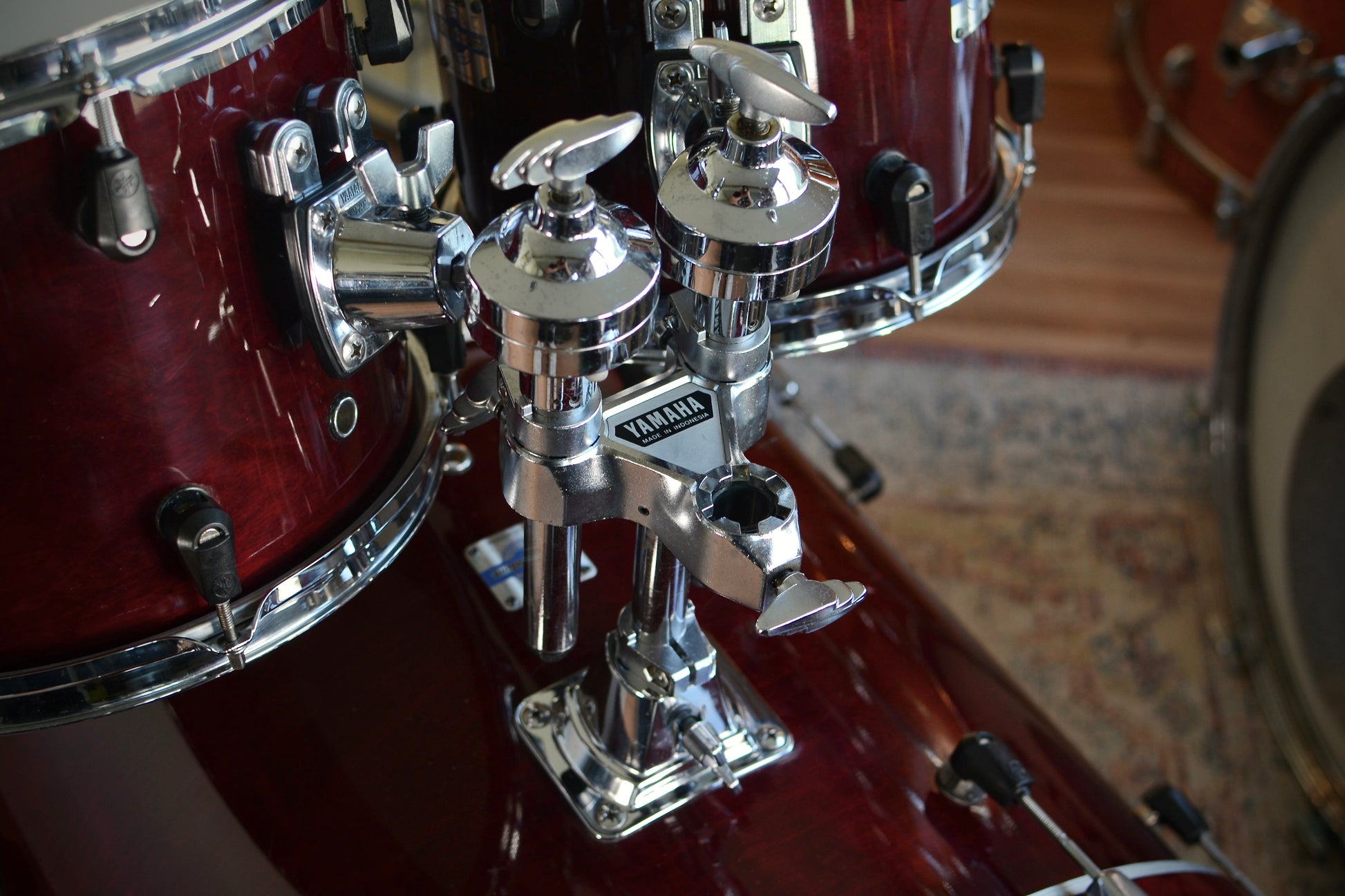 Yamaha Stage Custom Advantage Nouveau 5-Piece Drum Kit in Cranberry Red