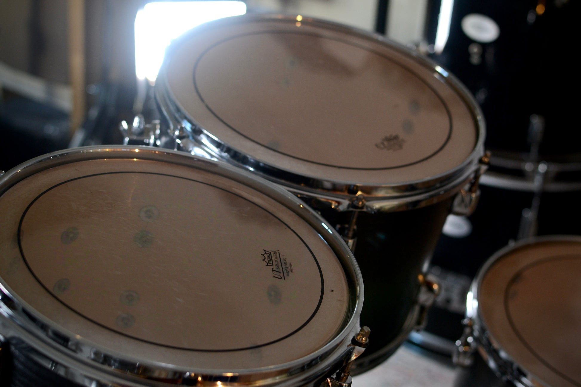 Sonix '924' Fusion Drum Kit in Black Wood Vinyl Finish - 10/12/14/20/14SD