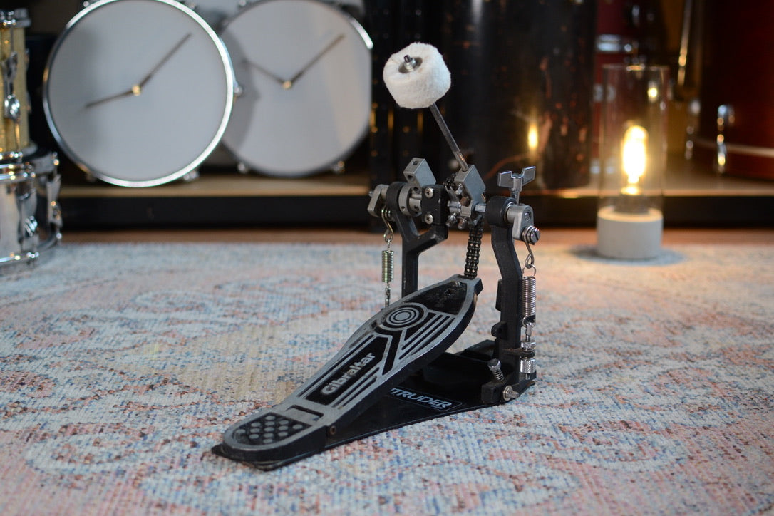 gibraltar intruder pedal Gibraltar 'Intruder' Chain Drive Single Bass Drum Pedal – Horny's Drums