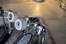 Load image into Gallery viewer, Pearl &#39;P-100TW&#39; Power Pro 100 Double Bass Drum Pedal - 1990s
