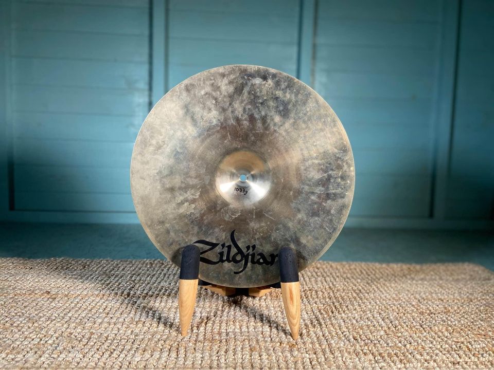 Zildjian 16” A Custom Crash Cymbal - 1033g