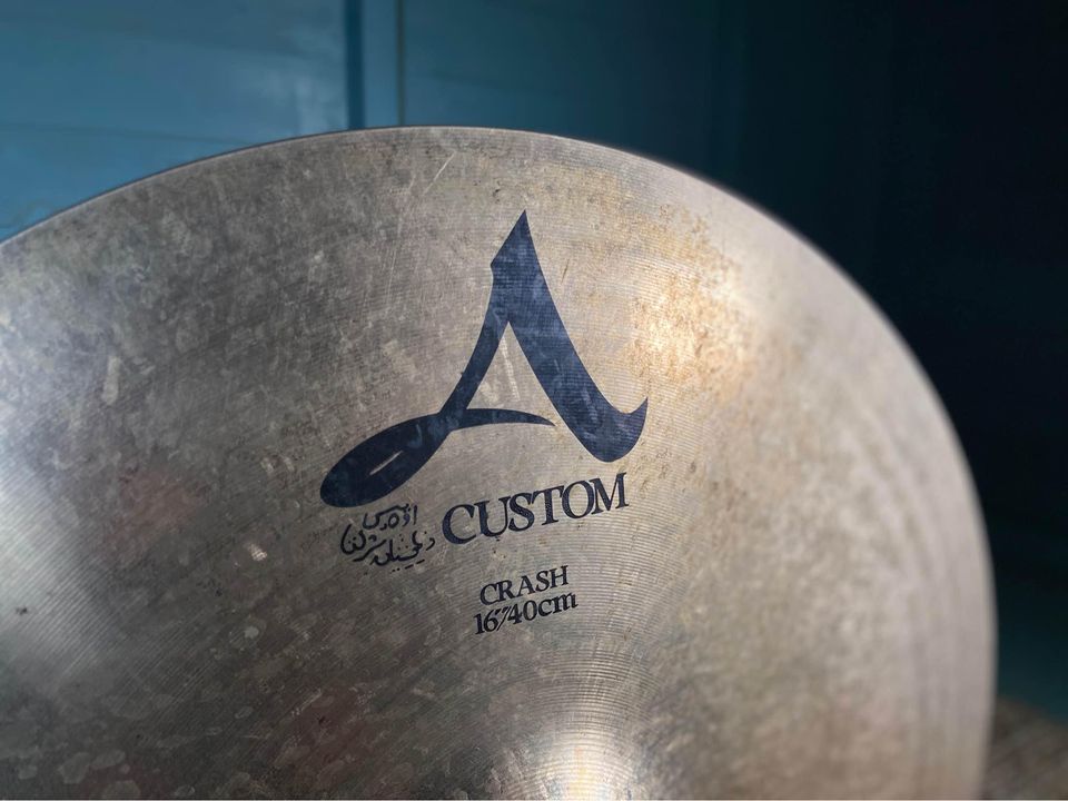 Zildjian 16” A Custom Crash Cymbal - 1033g
