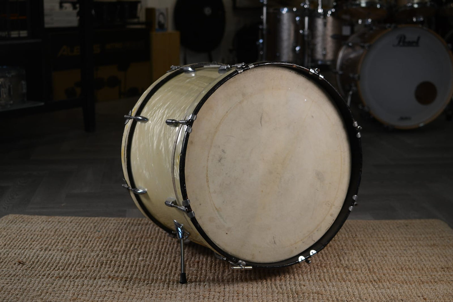 Ajax Deluxe 20x18" Bass Drum in White Pearl - 1950's