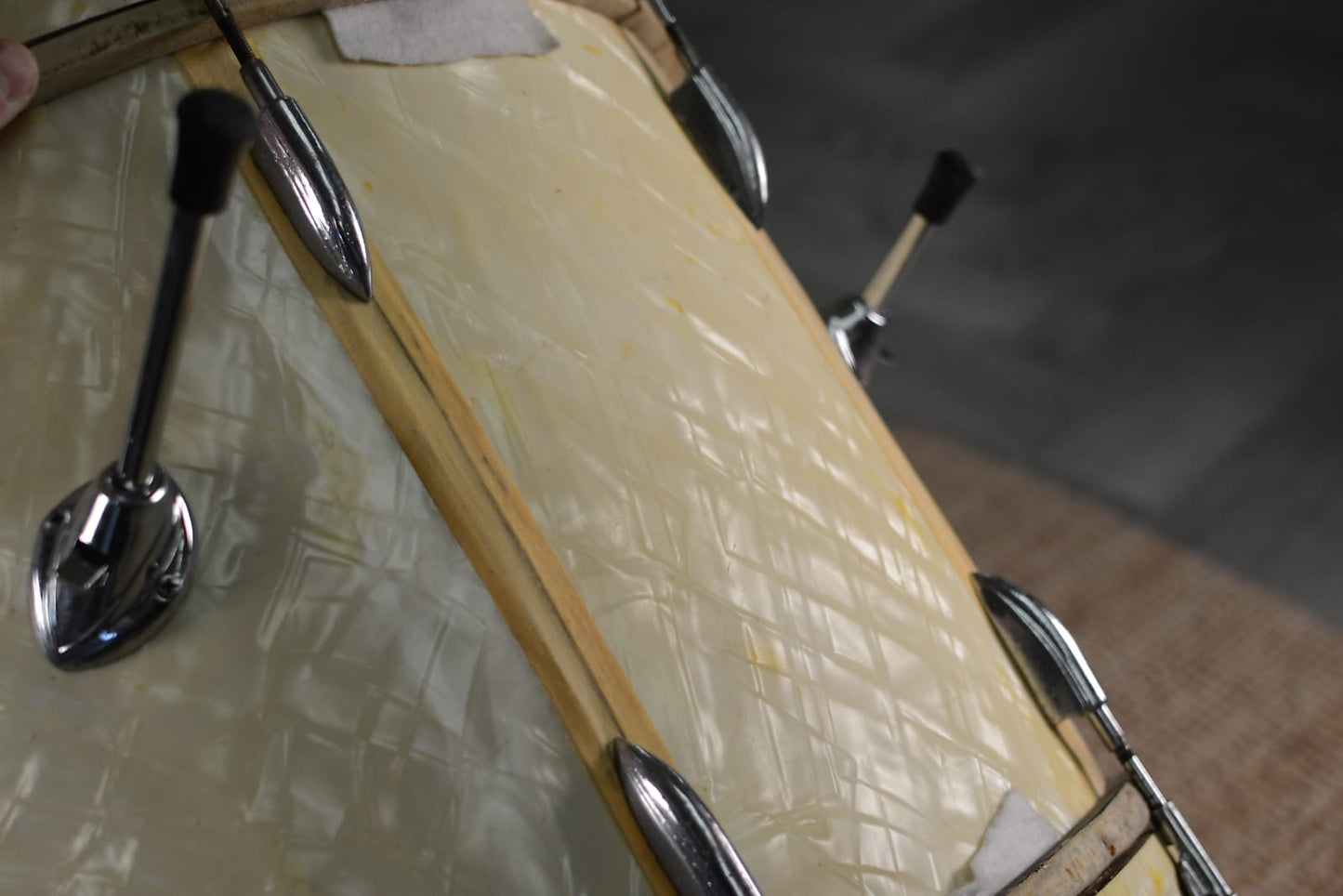 Ajax Deluxe 20x18" Bass Drum in White Pearl - 1950's