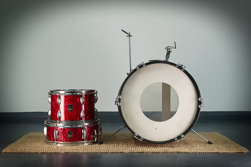 Tama / Drum Mate '3' Drum Kit inc Snare Drum - 1966 - Red Pearl
