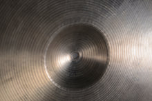Load image into Gallery viewer, Paiste Vintage Formula 602 24&quot; Ride Cymbal - 3547g - VERY RARE
