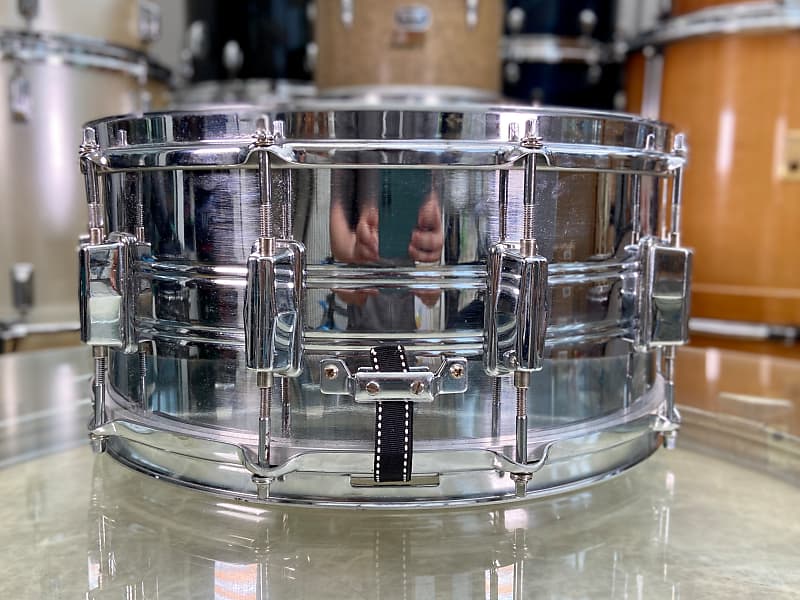 Pearl Professional Series 14 x 6.5" Steel Snare Drum - 1980's