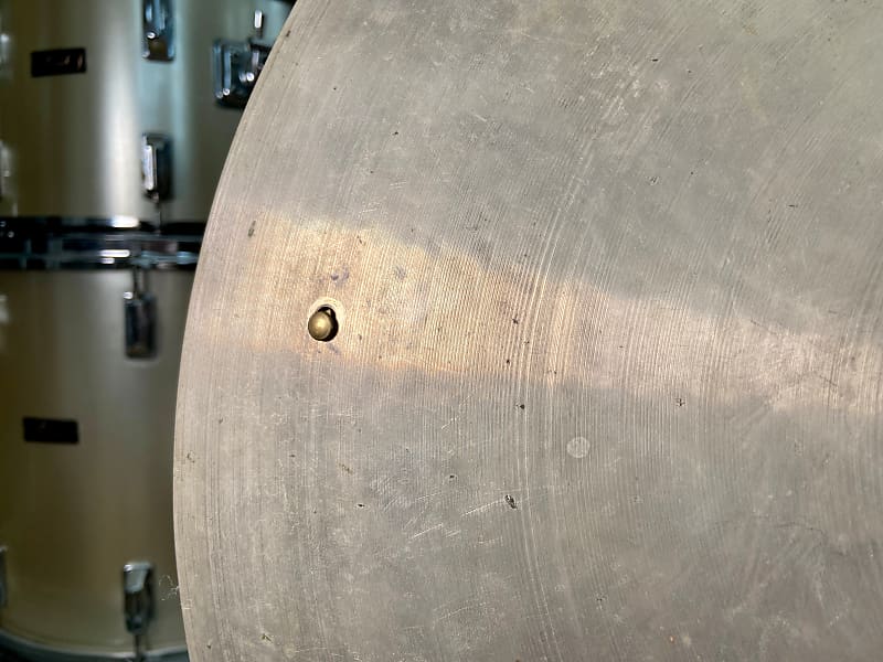 Zyn 18" Crash Cymbal with Rivets - 1164g - 1960's