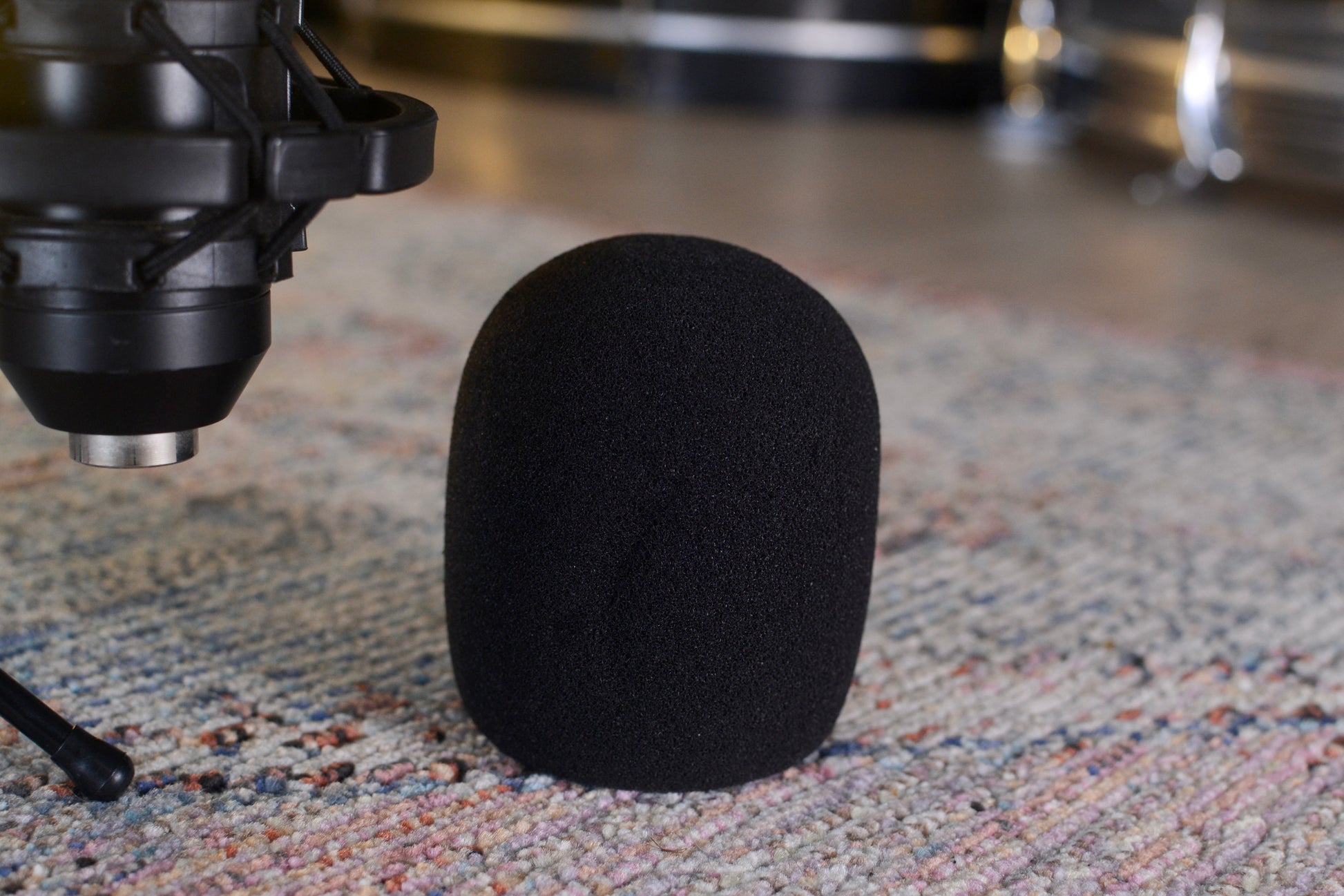 Large Diaphragm Condenser Microphone with Mini Tripod & XLR Lead