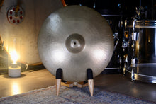 Load image into Gallery viewer, Paiste ‘Pre-serial’ Formula 602 18&quot; Crash Cymbal with Rivet Holes - 1960’s - 1623g

