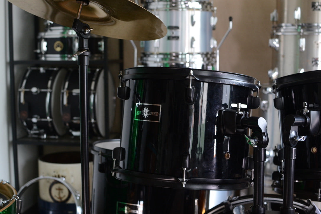 Gear4Music Full Drum Kit in Piano Black Inc. Hardware & Cymbals