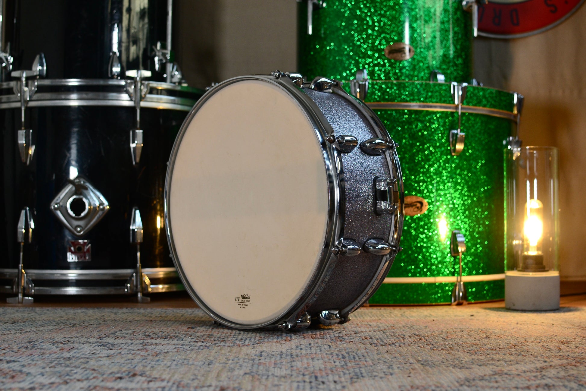 HD Custom 14x5.5" Snare Drum in Silver Sparkle Vinyl Finish