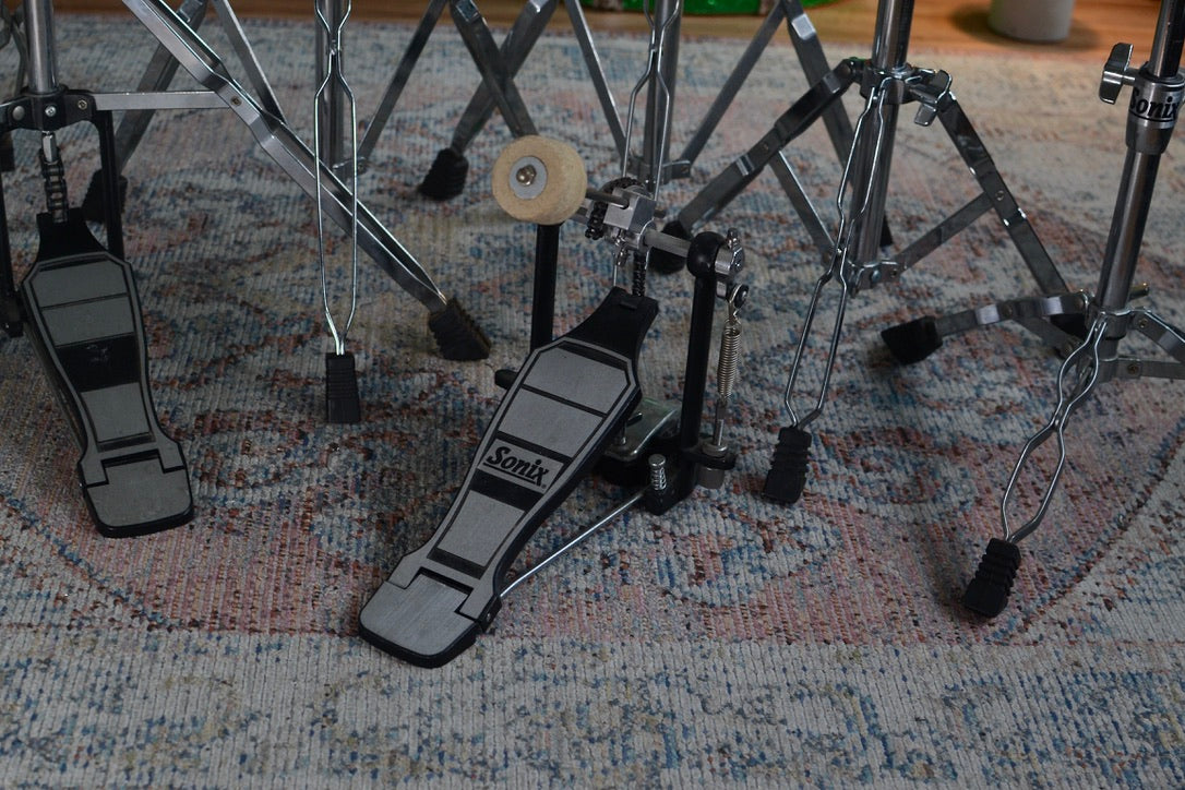 Sonix Hardware Pack - Hi-hat, Two Straight, Snare Stand, Bass Drum Pedal & Stool