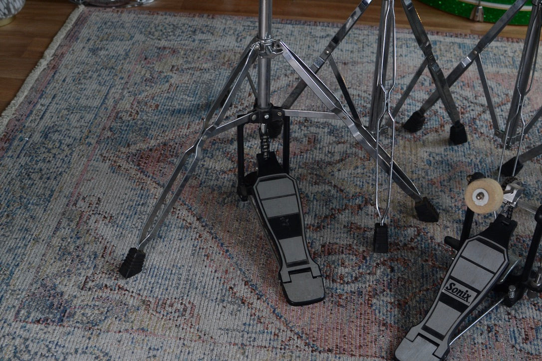 Sonix Hardware Pack - Hi-hat, Two Straight, Snare Stand, Bass Drum Pedal & Stool