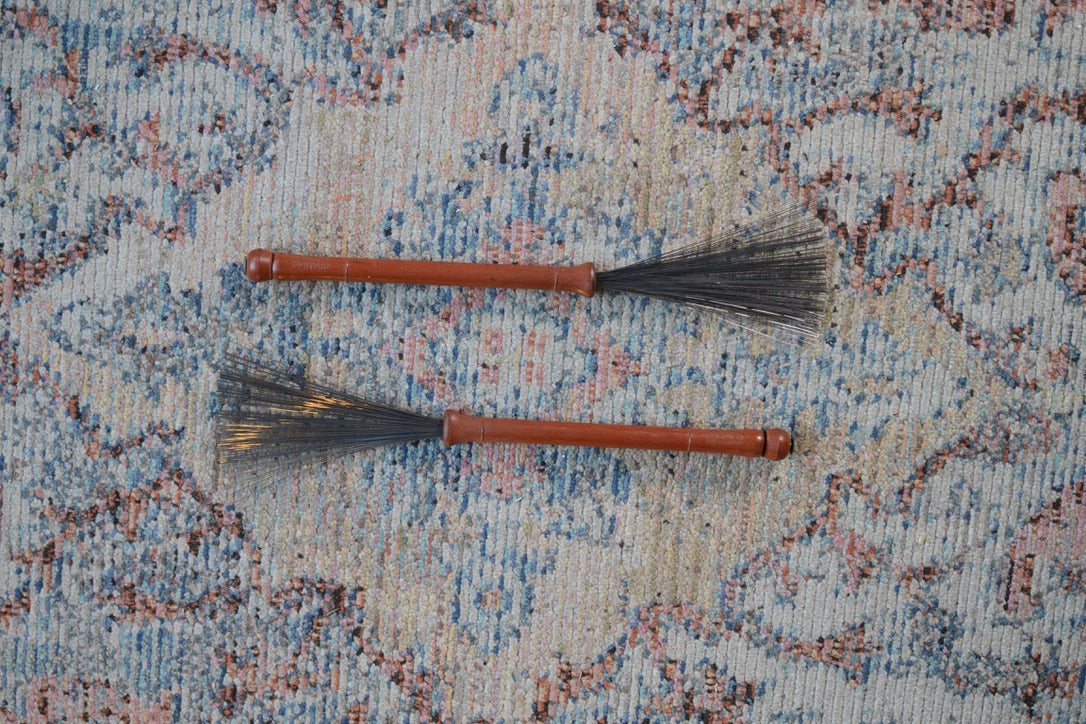 Premier Vintage Brushes - Retractable - Steel Wire - Red Grips
