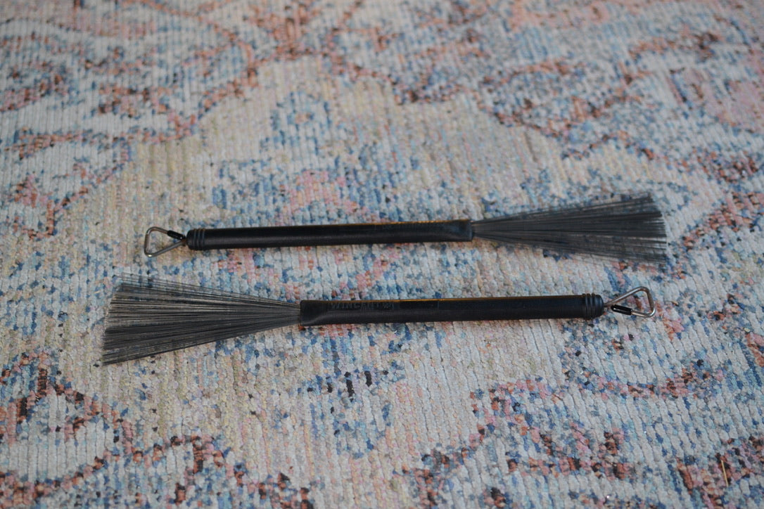 Wincent Brushes - Retractable - Steel Wire