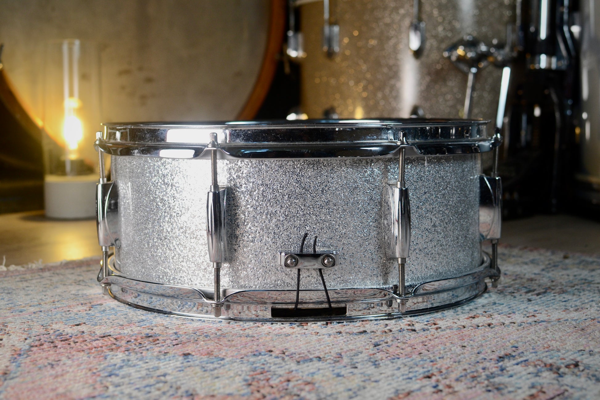 Modern Drum Shop 14x5” Snare Drum in Silver Sparkle