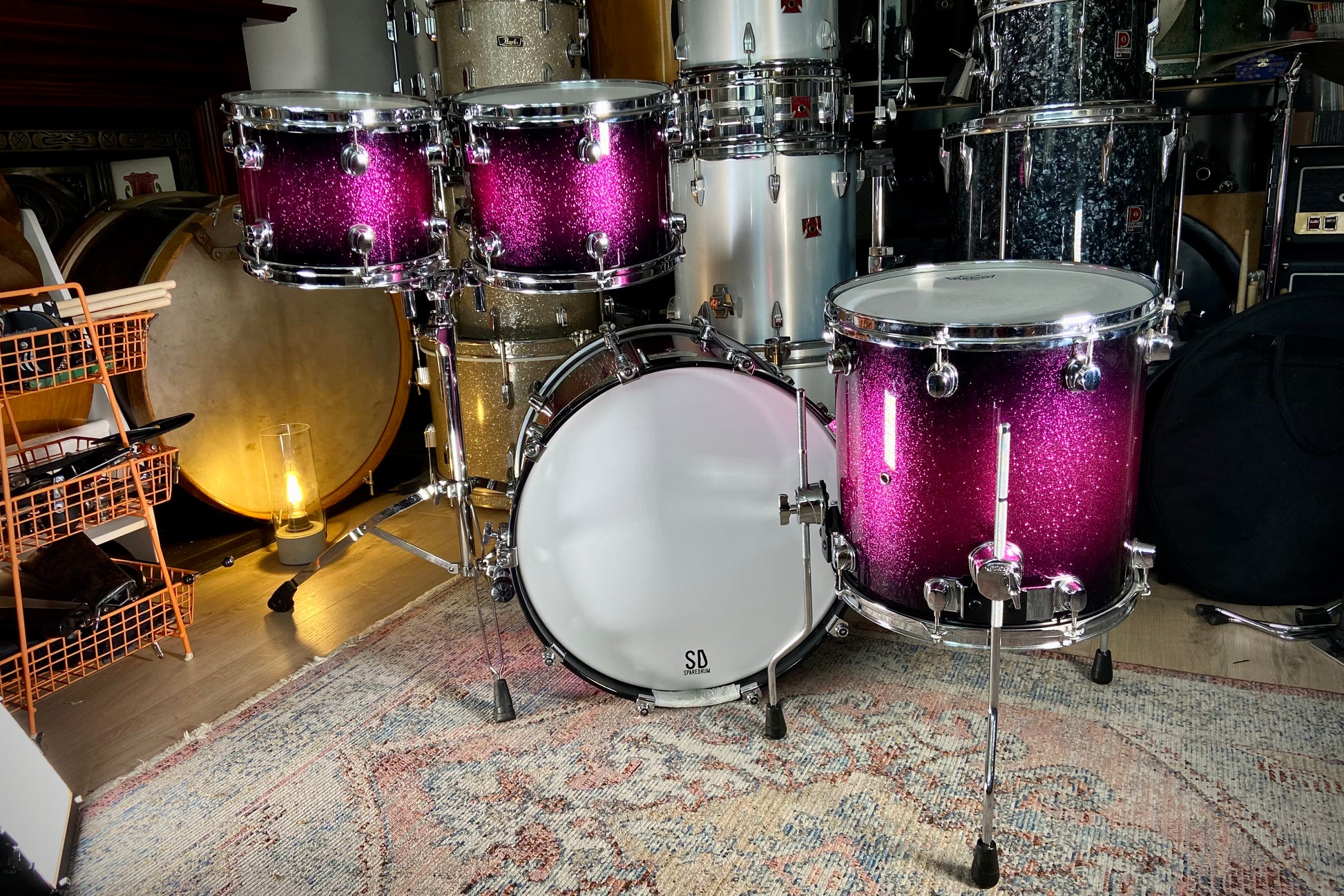 Mapex Saturn Series Fusion Drum Kit in Electric Berry Burst Sparkle - 20/10/12/14"