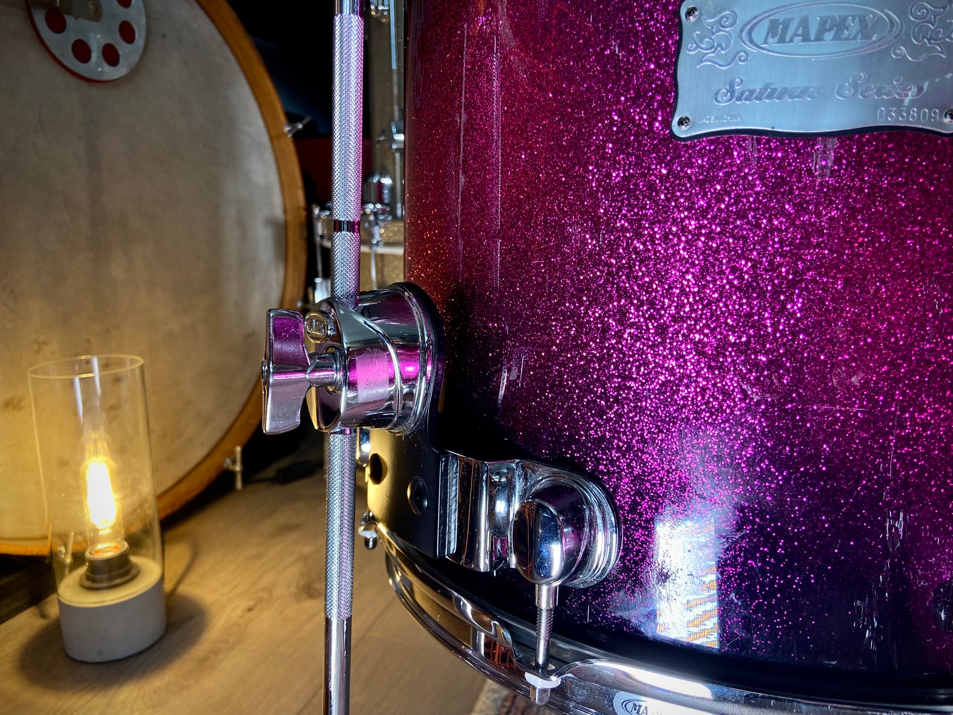 Mapex Saturn Series Fusion Drum Kit in Electric Berry Burst Sparkle - 20/10/12/14"