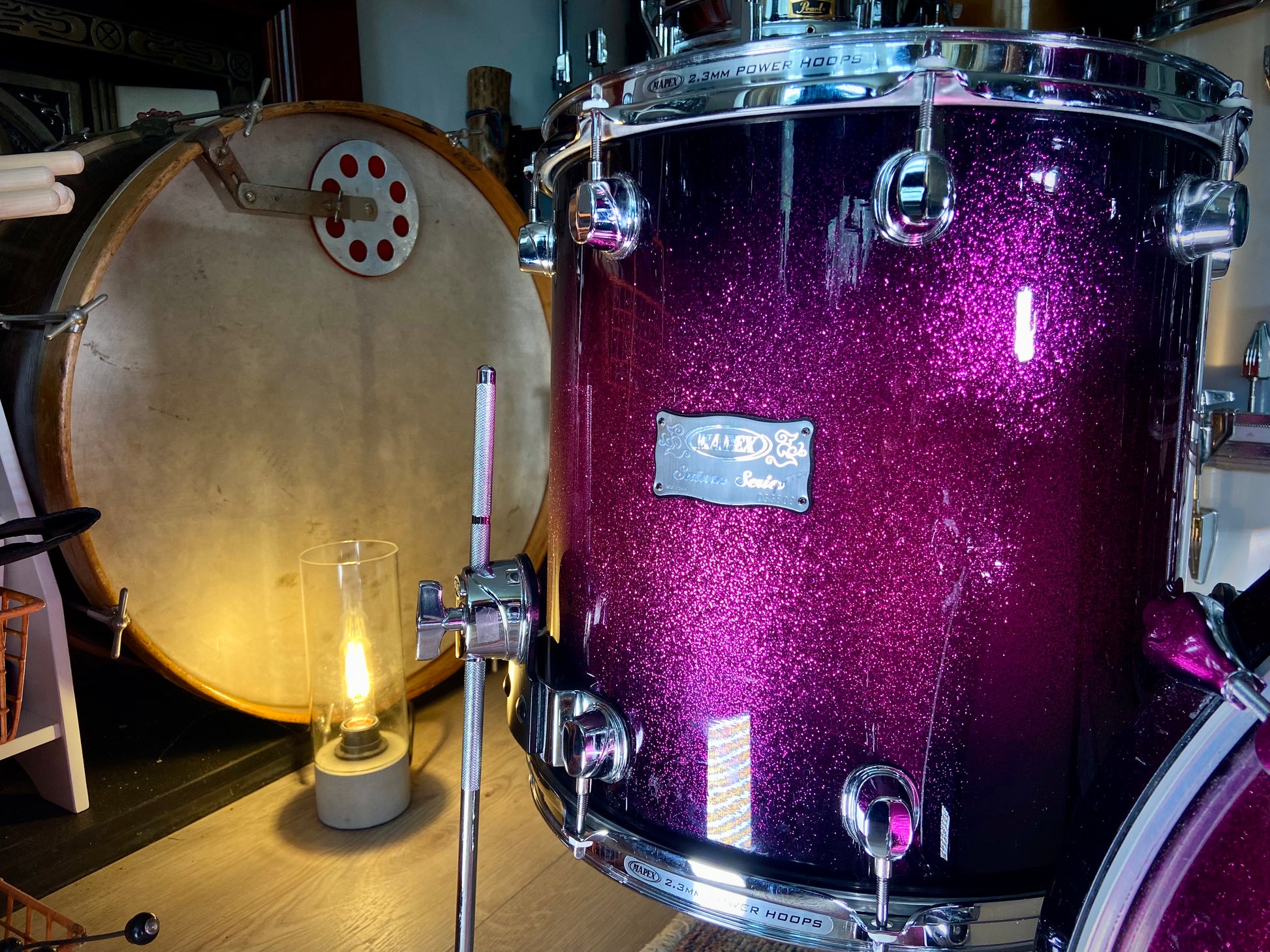 Mapex Saturn Series Fusion Drum Kit in Electric Berry Burst Sparkle - 20/10/12/14"