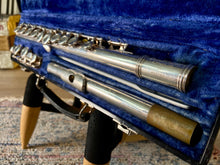 Load image into Gallery viewer, Vintage Gemeinhardt Elkhart M2 Flute with Cleaning Rod in Original Hard Case
