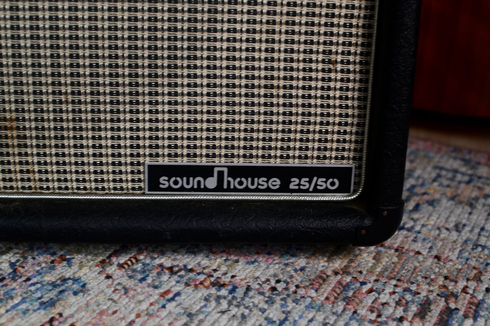 Arbiter Soundhouse 25/50 Vintage Guitar Cab - 1970's