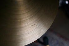 Load image into Gallery viewer, Rassem Vintage 16&quot; Crash Cymbal - 1032g
