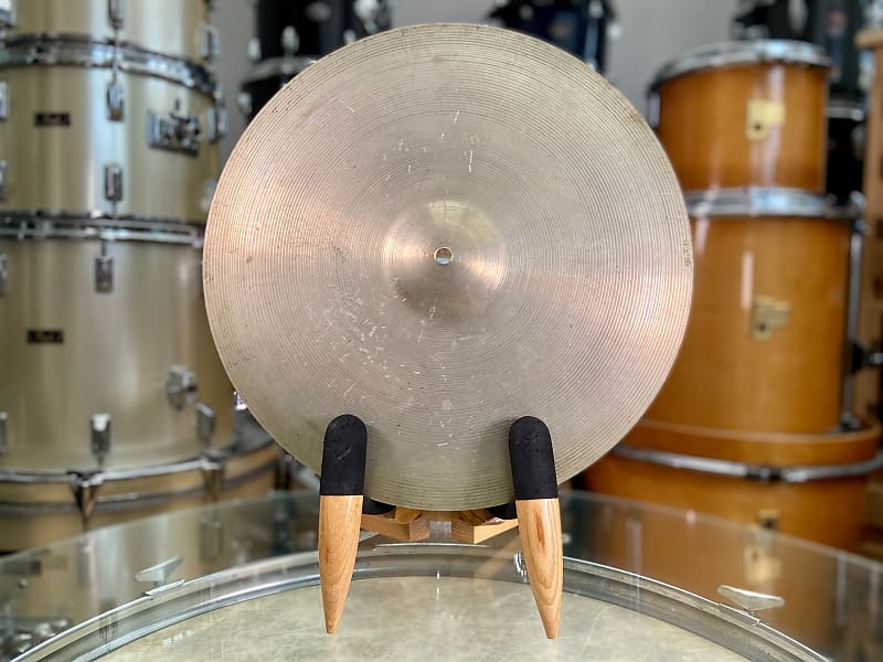 Zyn 16” Vintage Crash Cymbal - 1960’s - 946g