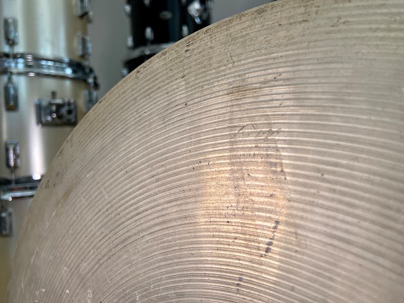 Zyn 16” Vintage Crash Cymbal - 1960’s - 946g