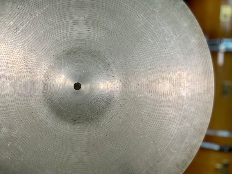 Zyn 18” Vintage Crash Cymbal - 1960’s - 1261g