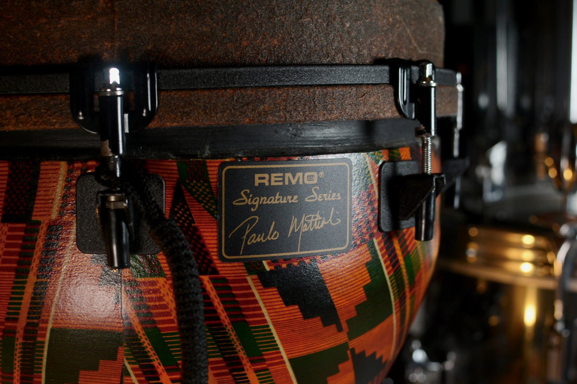 Remo 14" Mondo Paulo Mattioli Signature Djembe w/ Protection Racket Case