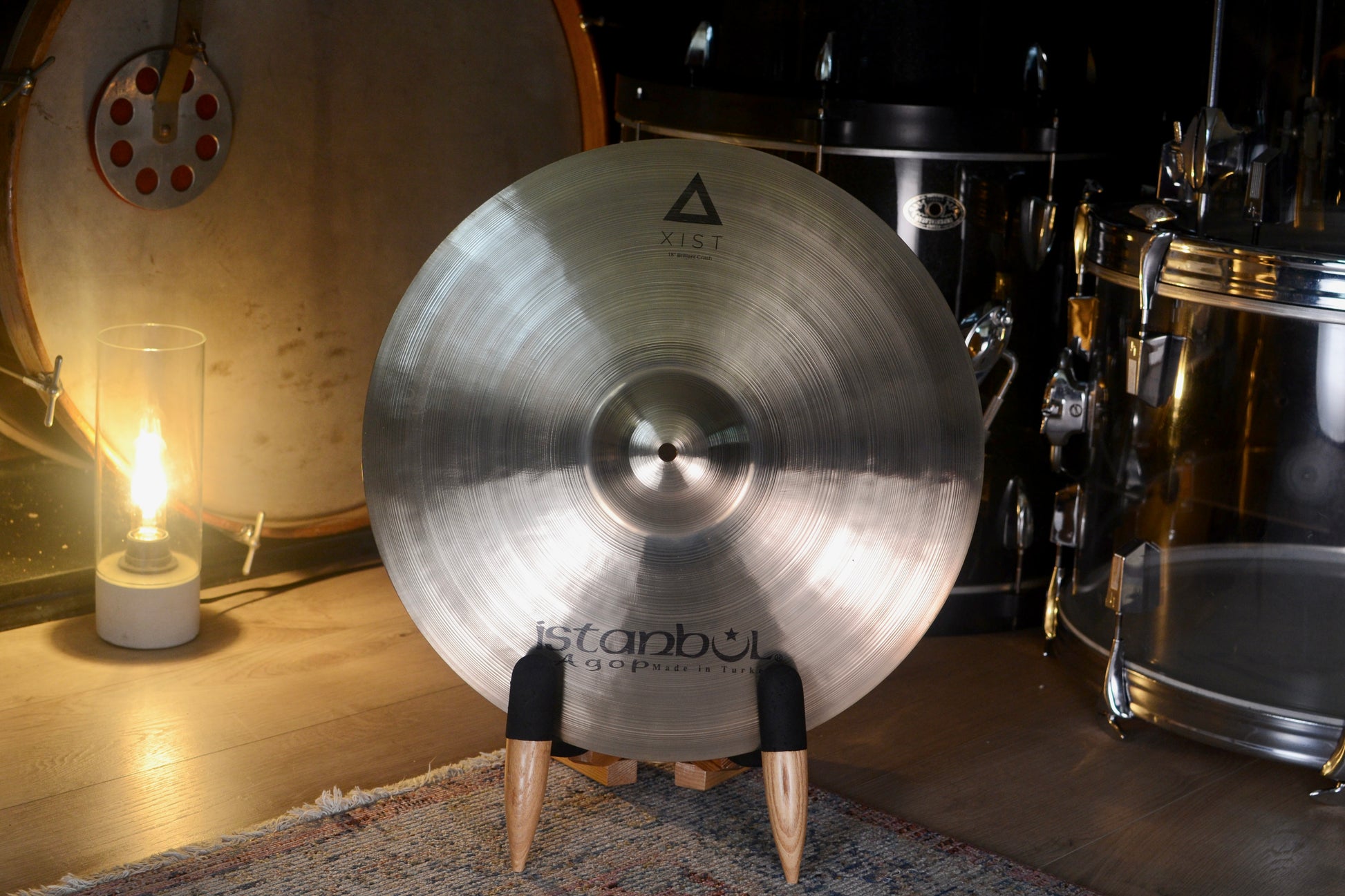 Istanbul Xist 18" Brilliant Crash Cymbal - 1370g