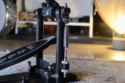 DW 2000 Bass Drum Pedal